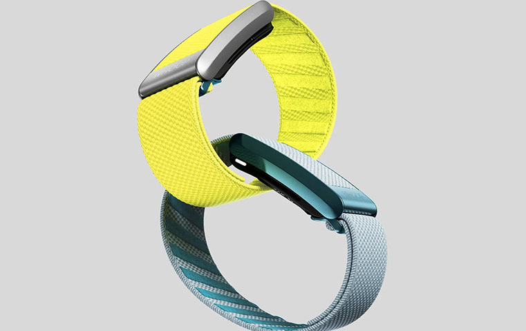 هل تعرفين ما هو الفرق بين الـWhoop والساعة الذكية العادية؟